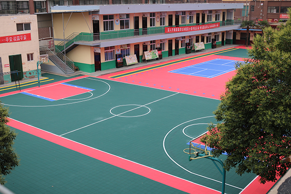 如何避免懸浮地板出現(xiàn)移位情況？