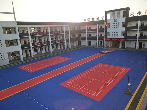 懸浮拼裝運(yùn)動(dòng)地板有什么作用？