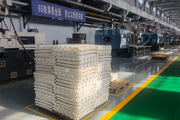 漏糞板在養(yǎng)殖場的應(yīng)用優(yōu)勢！